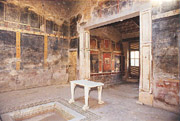 Nice example of tuscanic atrium in Pompeii 